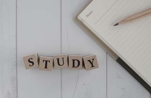 公認会計士の合格に必要な勉強時間・おすすめ勉強法