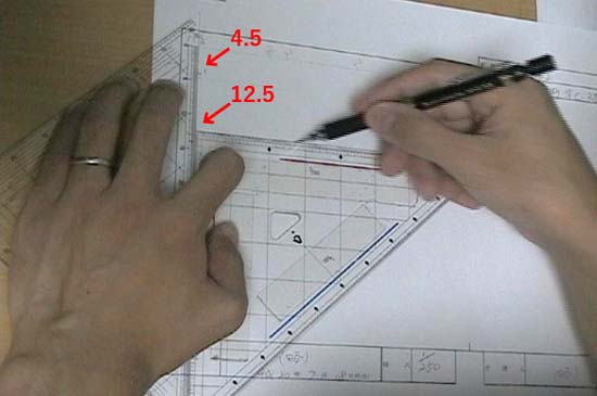 各階平面図に1階の横線を引く②